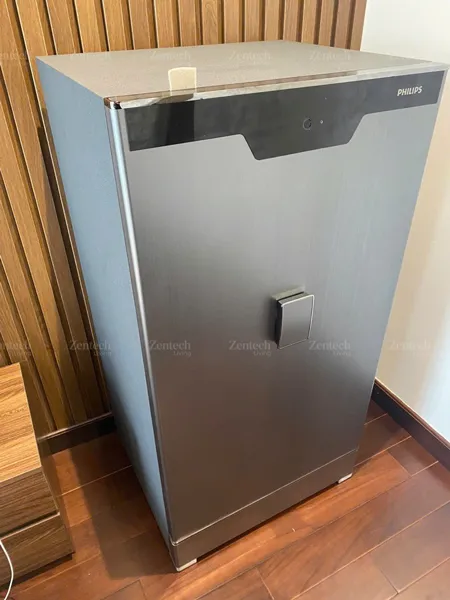 Két sắt Philips SBX702-CBX