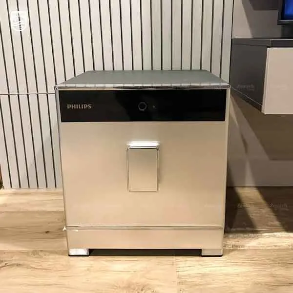 Két sắt Philips SBX701-4B0