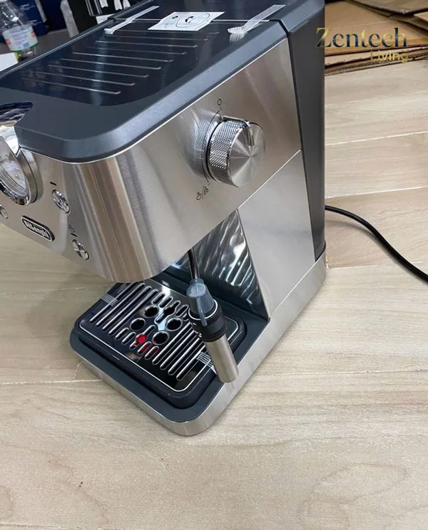 Thiết kế máy pha cà phê Delonghi EM450.M