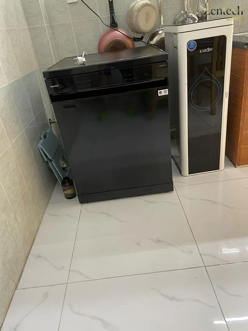 Máy rửa chén Comfee CDWEF1533GB-WU-VN