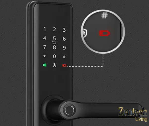 khóa cửa cảnh báo pin yếu