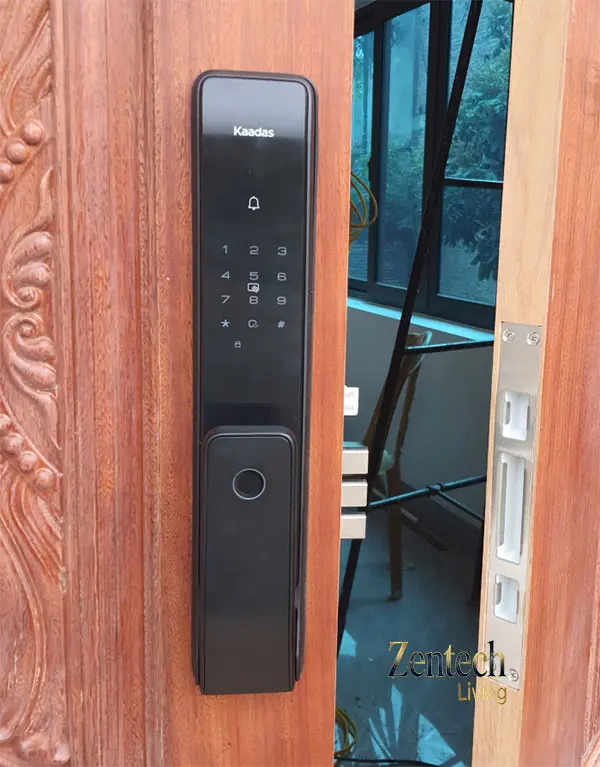 khóa cửa thông minh cho văn phòng nhỏ