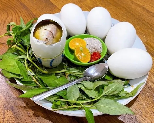 trứng vịt lộn luộc bao lâu